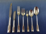 Colonial Theme by Lunt Sterling Silver Flatware Set Service 92 Pieces