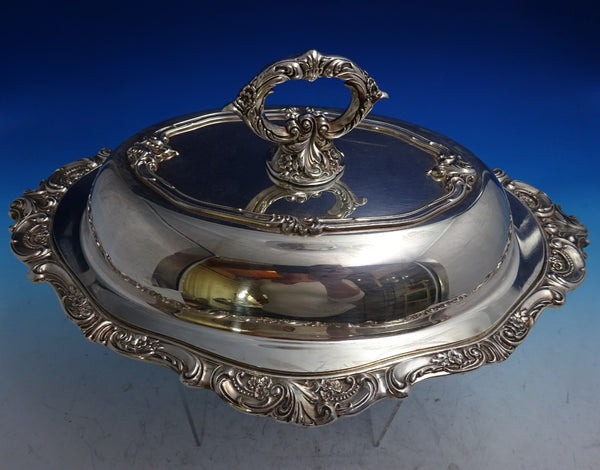 Grande Baroque by Wallace Silverplate Vegetable Bowl w/ Removable Handle (#8640)
