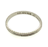 18k White Gold Band Ring with Chevron Edge Engraved Dated 1925 Size 5.5 (#J5901)