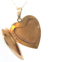 14k Yellow Gold Heart Locket Pendant with Engraved Stripes Jewelry (#J6231)