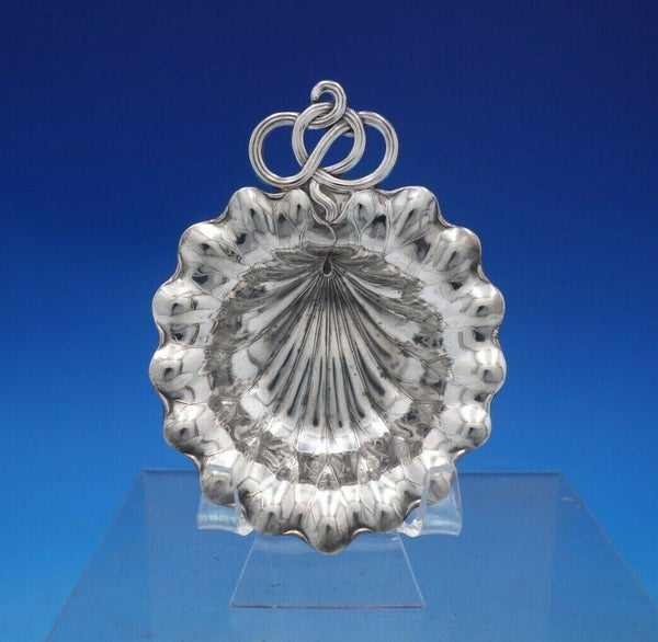 Durgin-Gorham Sterling Silver Place Card Holder / Nut Cup Shell #5B (#6553)