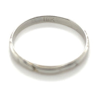 18k White Gold Wedding Band Ring with Faint Chevron Design Size 6.5 (#J6646)