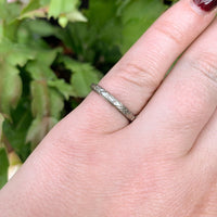 18k White Gold Wedding Band Crisp Engraved New Old Stock Size 6 (#J6287)
