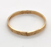 10k Yellow Gold Baby Infant Band Ring Floral Pattern Tiny Size 0 (#J6187)