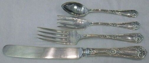 Wellesley by International Sterling Silver Dinner Size Place Setting(s) 4pc