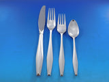 Diamond by Reed and Barton Sterling Silver Flatware Set for 18 Service 101 pcs
