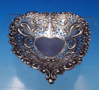 Chantilly by Gorham Sterling Silver Nut Dish Heart Shaped #956 0.9 ozt. (#7561)