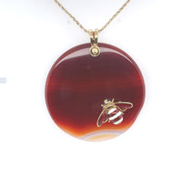 14k Yellow Gold Enamel Bee on Large Genuine Natural Agate Disk Pendant (#J6232)