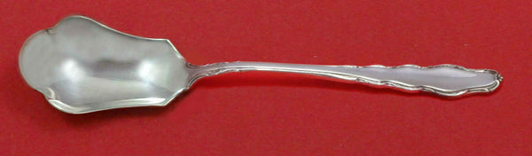 English Provincial by Reed and Barton Sterling Silver Relish Scoop Custom 5 3/4"