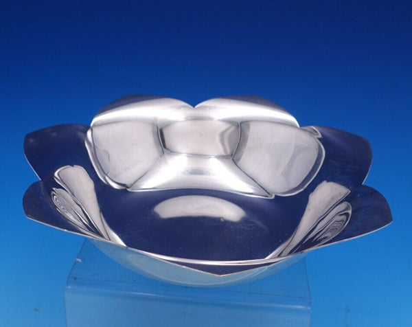 Tiffany and Co Sterling Silver Serving Bowl w/ Petal Border 8" x 2" Modern #7620