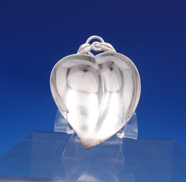 Tiffany and Co Sterling Silver Nut Dish Leaf Shape with Feet 1.25 ozt. (#7035)
