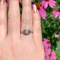 18k Gold Art Deco .15ct Genuine Natural Diamond Filigree Ring Size 7.75 (#J6901)