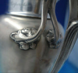 Redlich and Co Sterling Silver Martini Shaker Deco Style #8815 w/ Acorn (#6044)