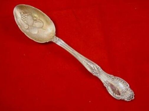 Richelieu by Tiffany & Co.Sterling Berry Spoon Fruit In Bowl 8 1/2"