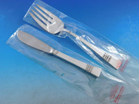 Diadem by Reed and Barton Sterling Silver Flatware Set for 12 Service 105 pc New