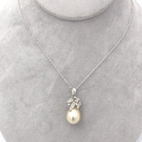 14k White Gold 15mm Golden South Sea Pearl Pendant with Diamonds (#J6233)