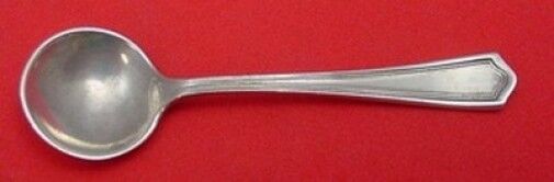 Governor Bradford by International Sterling Silver Salt Spoon 2 1/2"