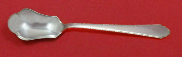 William and Mary by Lunt Sterling Silver Relish Scoop Custom Made 5 3/4"