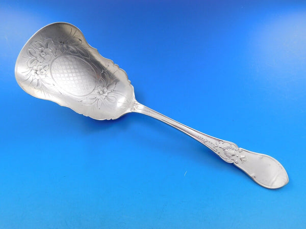 Dew Drop by Shiebler Sterling Silver Cracker Scoop BC Flowers in scoop 9 1/2"