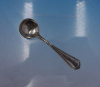 Hepplewhite by Reed and Barton Sterling Silver Salt Dip with Salt Spoon (#4910)