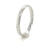 18k White Gold Wedding Band Ring with Faint Chevron Design Size 6.5 (#J6646)
