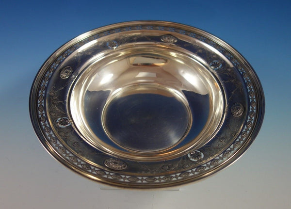 Redlich Sterling Silver Fruit Bowl with Shell and Flower Motif #7488 (#2503)