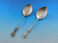 Old Colonial by Towle Sterling Silver Flatware Set for 8 Service 70 pcs Dinner