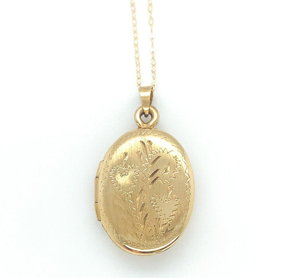 14k Yellow Gold Oval Locket with Hearts and Engraved Design (#J6437)