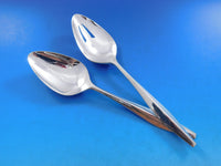 Diamond by Reed and Barton Sterling Silver Flatware Set for 18 Service 101 pcs