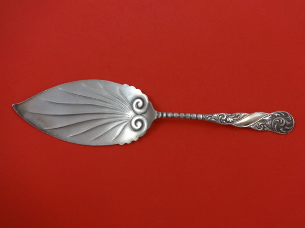 Royal by International Plate Silverplate Fish Server 11 3/8"