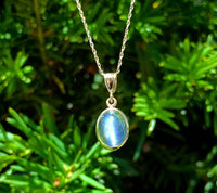 14k Yellow Gold Oval 1.55 Carat Genuine Natural Moonstone Pendant (#J6711)