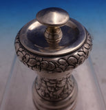 Shiebler Sterling Silver Pepper Grinder #5413 3 1/2" x 1 5/8" 3.7 ozt. (#8727)