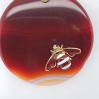14k Yellow Gold Enamel Bee on Large Genuine Natural Agate Disk Pendant (#J6232)