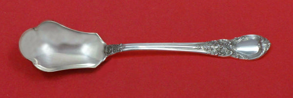 American Victorian by Lunt Sterling Silver Relish Scoop Custom Made 5 3/4"