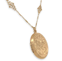 14k Yellow Gold Oval Locket w/Engraved Design on Fancy Cast Link Chain (#J7182)
