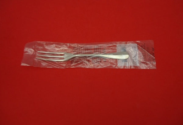 Queen Anne-Williamsburg  by Stieff Sterling Silver Dinner Fork 7 3/4" New