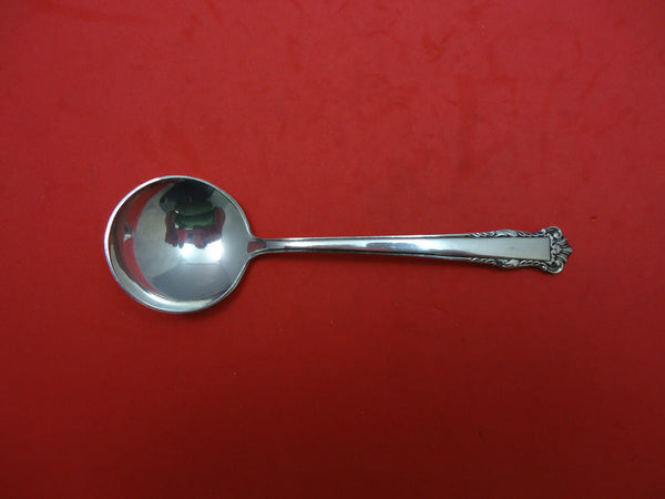 English Shell by Lunt Sterling Silver Bouillon Soup Spoon