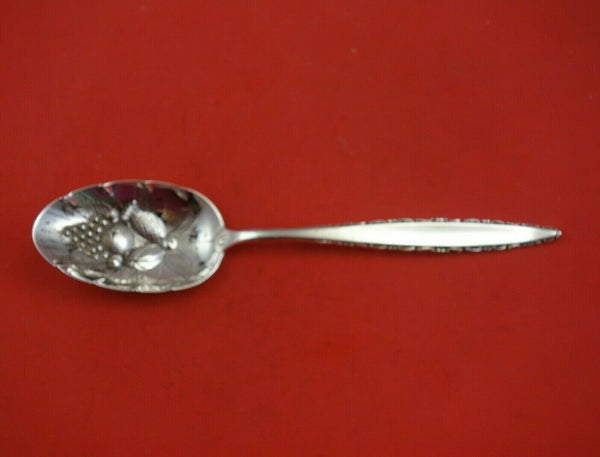 Lace Point by Lunt Sterling Silver Berry Spoon with Fruit in Bowl 8 7/8" Serving