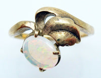 Exquisite 10k Gold Ring with An Oval Genuine Natural Opal (#J441)