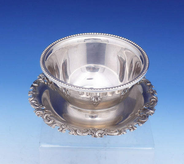 Grande Baroque by Wallace Sterling Silver Gravy Boat #4995 6" Diameter (#3102)