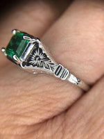 18k Gold Art Deco .56ct Genuine Natural Emerald Ring w/Engraved Flowers (#J4856)