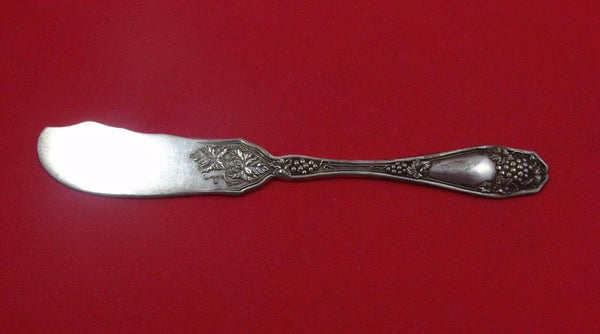 Isabella aka Grape by International Plate Silverplate Butter Spreader FH 5 3/4"