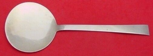 Continental by International Sterling Silver Tomato Server Not Pierced 7 7/8"