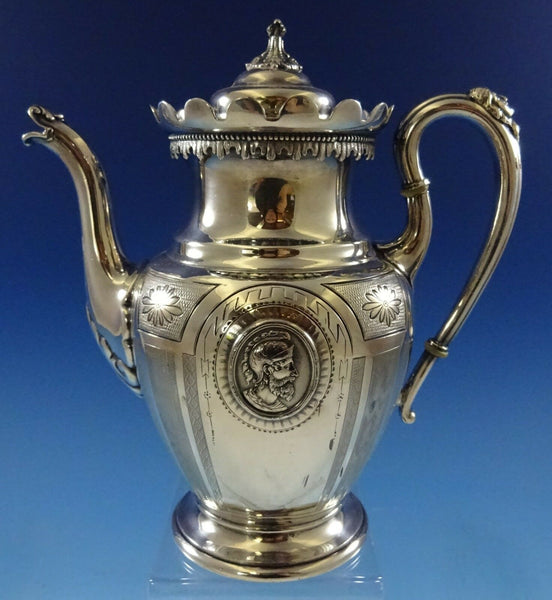 Medallion by Reed & Barton Silverplate Coffee Pot 8 1/2" x 8 3/4" #2044 (#2650)