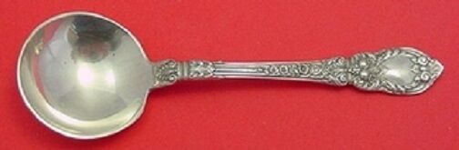Charles II by Lunt Sterling Silver Bouillon Soup Spoon 5 1/4"