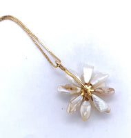 14k Yellow Gold Freshwater Pearls and Sapphire Daisy Pendant Jewelry (#J4957)