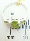 14K Gold 1.20ct Oval Genuine Natural Peridot Ring with Side Peridots (#J2362)