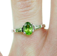 14k White Gold 1.20ct Oval Genuine Natural Peridot Ring w/Side Peridots (#J2362)