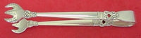 Royal Danish by International Sterling Silver Sugar Tong 4 1/4"