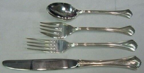 Regency Shell By Lunt Sterling Silver Regular Size Place Setting(s) 4pc
